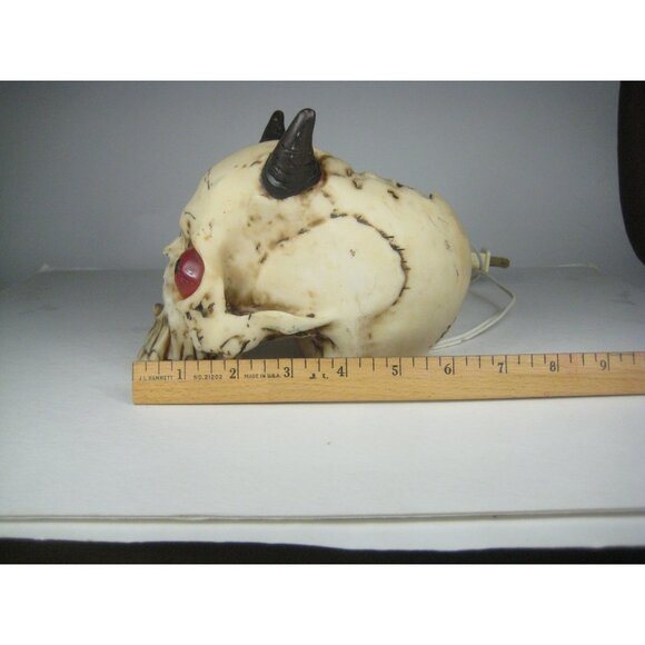 ACK Trading Horned Skull Light Up Halloween Decor Vintage 1997 - Picture 8 of 16